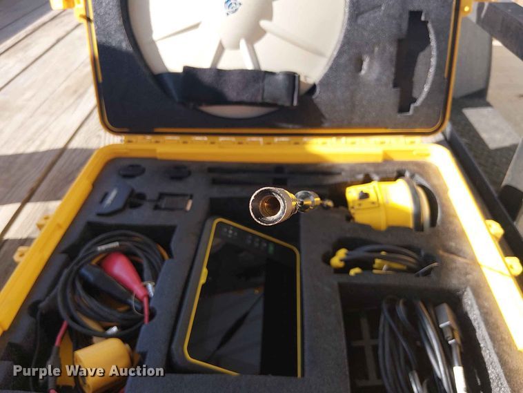 image for item EX3016 Trimble survey equipment
