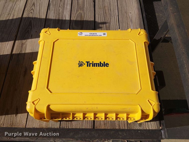 image for item EX3016 Trimble survey equipment