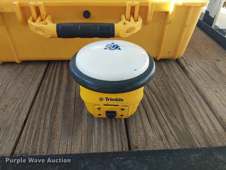 image for item EX3016 Trimble survey equipment