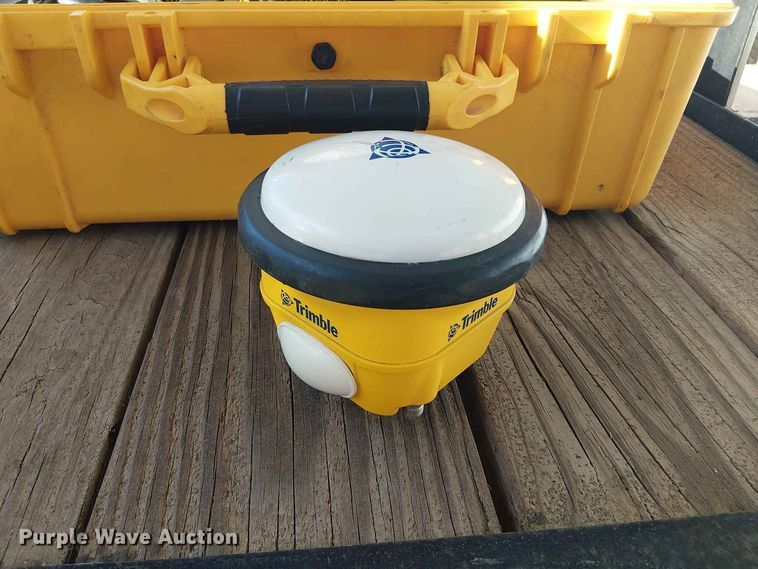 image for item EX3016 Trimble survey equipment