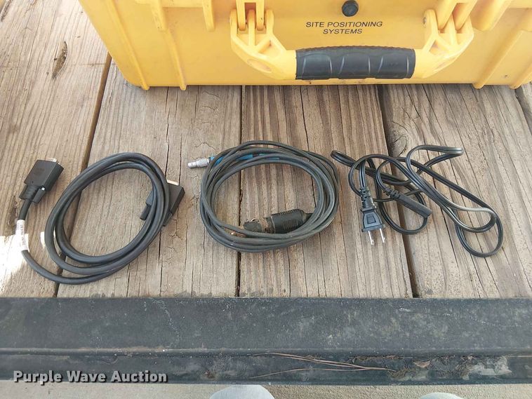 image for item EX3016 Trimble survey equipment