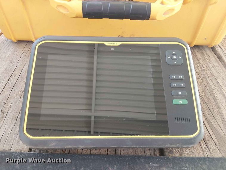 image for item EX3016 Trimble survey equipment