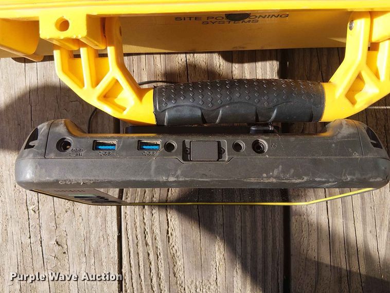 image for item EX3016 Trimble survey equipment