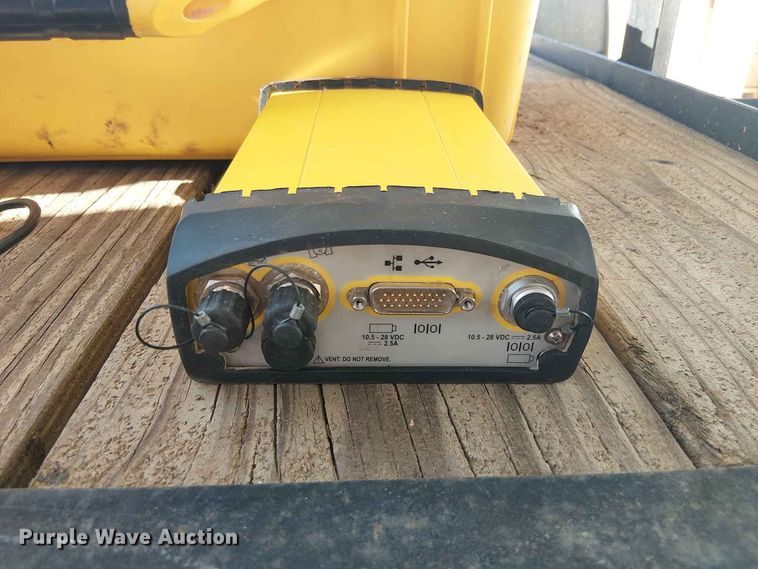 image for item EX3016 Trimble survey equipment