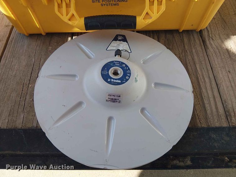image for item EX3016 Trimble survey equipment