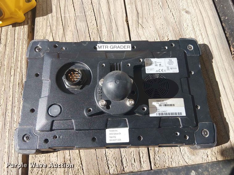 image for item EX3018 Trimble GPS