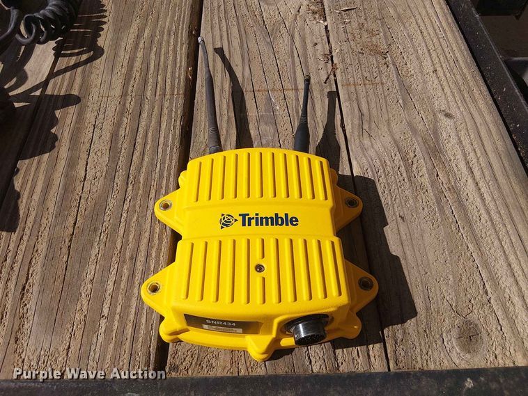 image for item EX3018 Trimble GPS