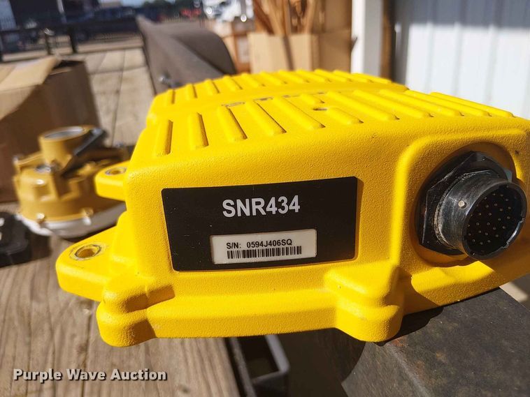image for item EX3018 Trimble GPS
