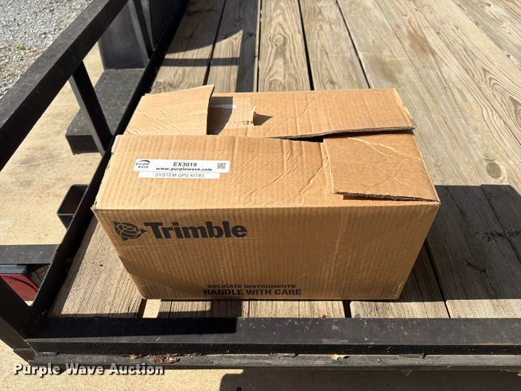 image for item EX3019 Trimble GPS