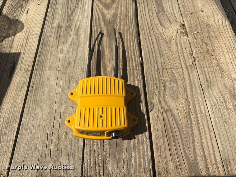 image for item EX3020 Trimble GPS