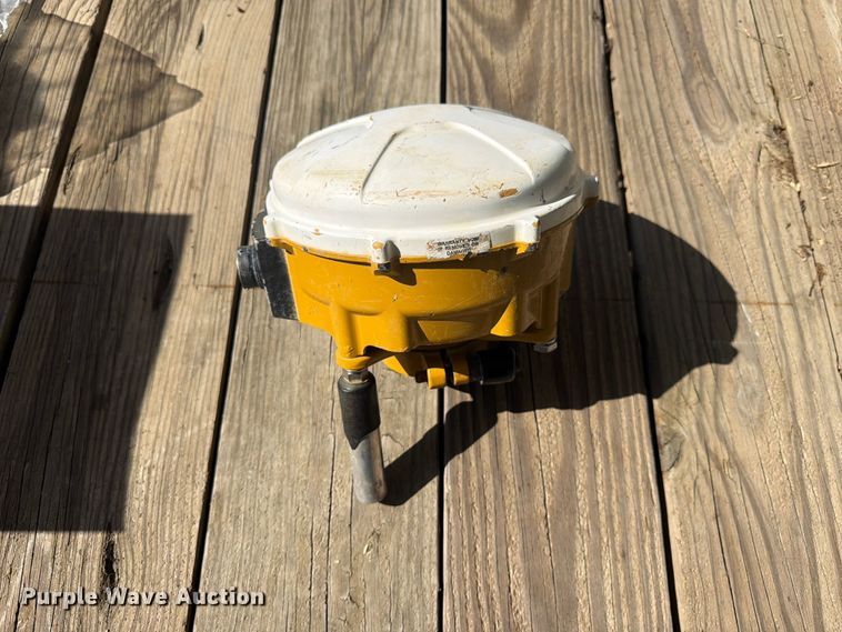 image for item EX3020 Trimble GPS