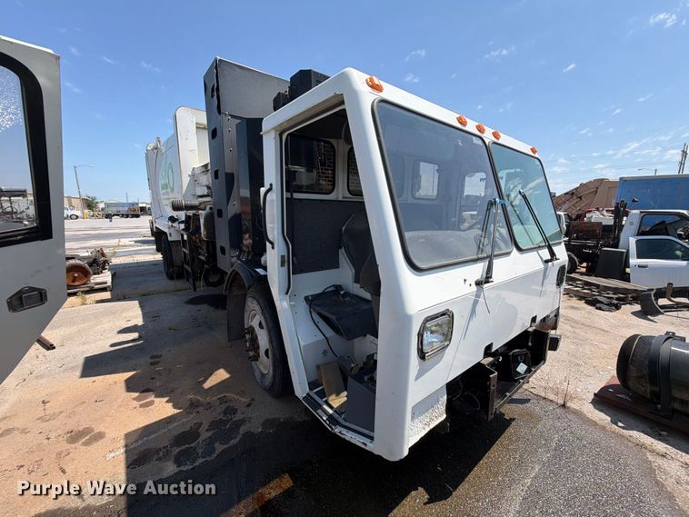 image for item EX4031 2012 Crane Carrier Low Entry refuse truck