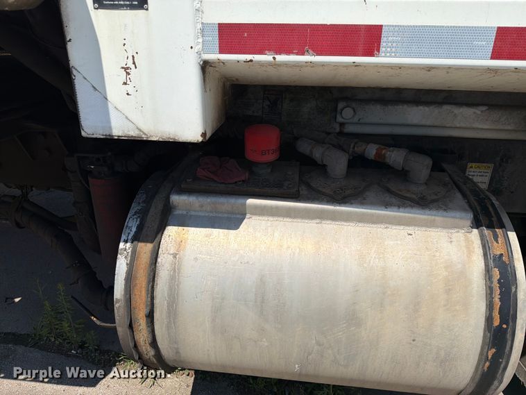image for item EX4031 2012 Crane Carrier Low Entry refuse truck