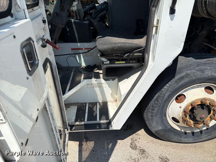 image for item EX4031 2012 Crane Carrier Low Entry refuse truck