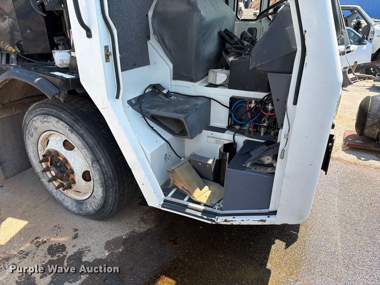 image for item EX4031 2012 Crane Carrier Low Entry refuse truck