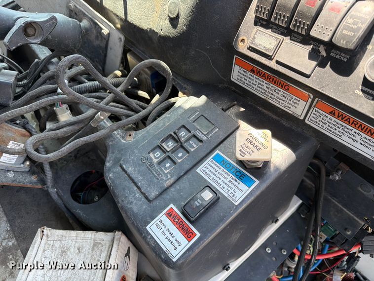image for item EX4031 2012 Crane Carrier Low Entry refuse truck