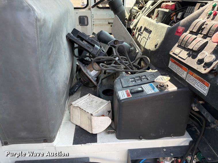 image for item EX4031 2012 Crane Carrier Low Entry refuse truck