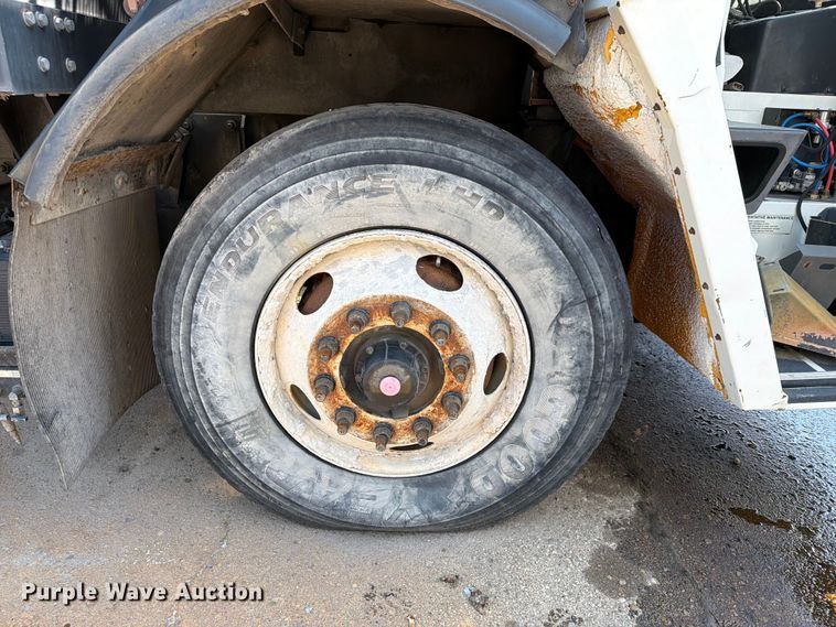 image for item EX4031 2012 Crane Carrier Low Entry refuse truck