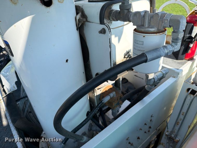 image for item EX4039 2011 Ford F-550 bucket truck