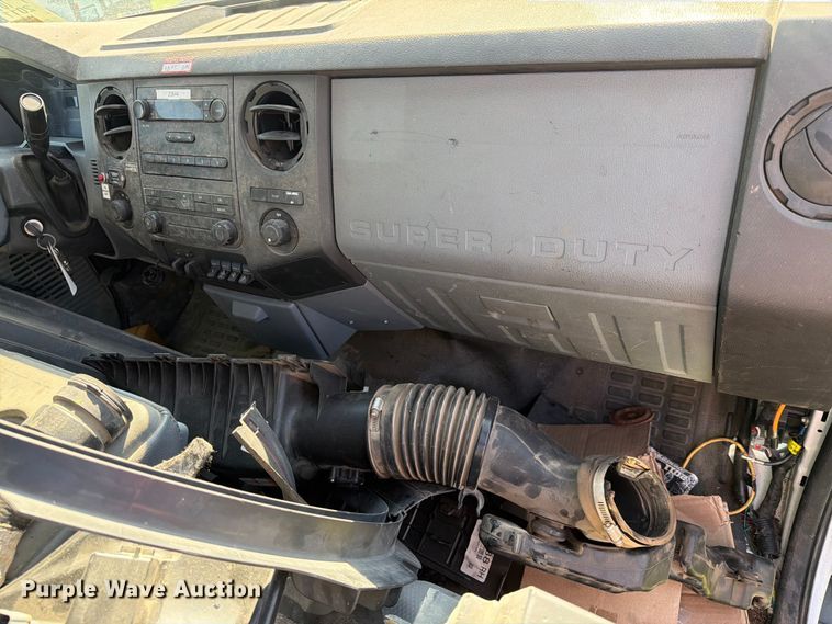 image for item EX4039 2011 Ford F-550 bucket truck