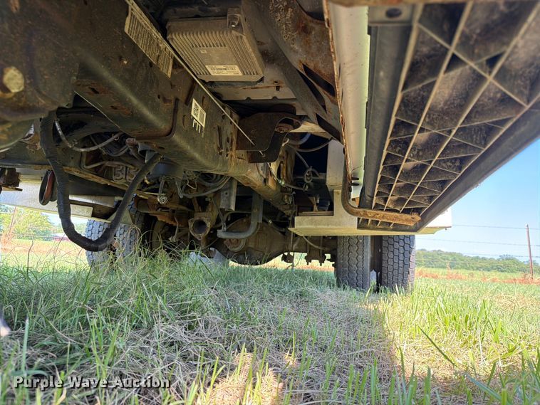 image for item EX4039 2011 Ford F-550 bucket truck