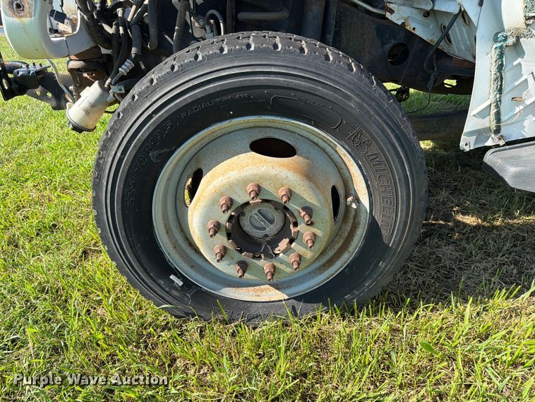 image for item EX4039 2011 Ford F-550 bucket truck