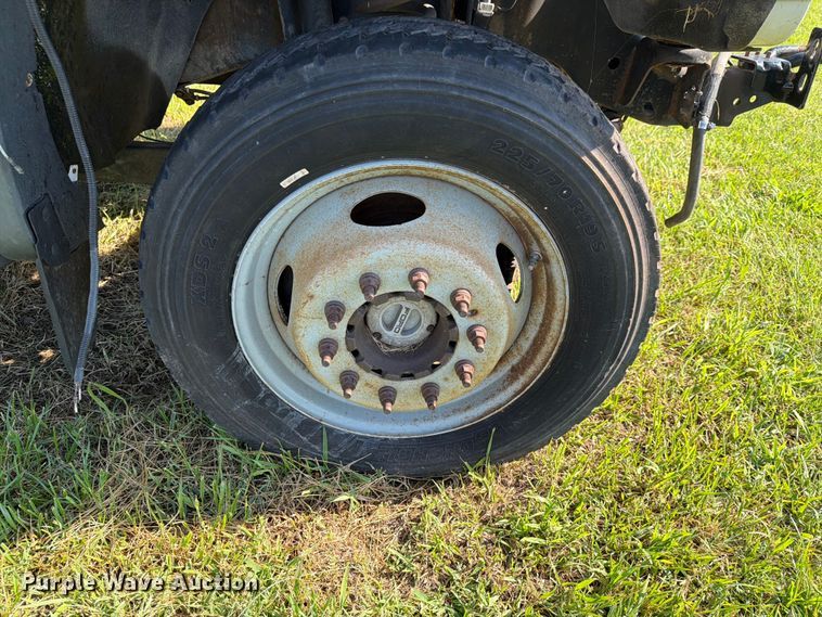 image for item EX4039 2011 Ford F-550 bucket truck