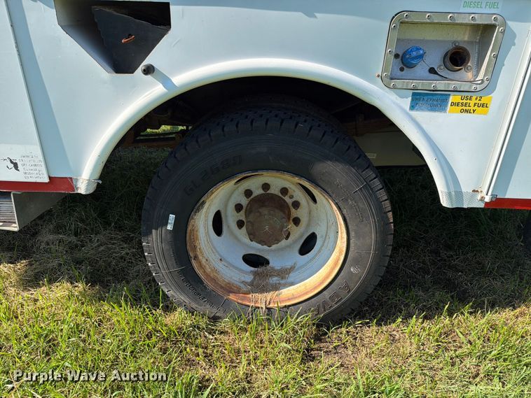 image for item EX4039 2011 Ford F-550 bucket truck