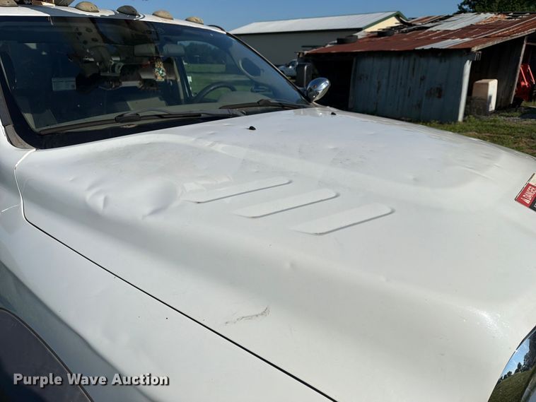 image for item EX4040 2011 Dodge Ram 5500 bucket truck