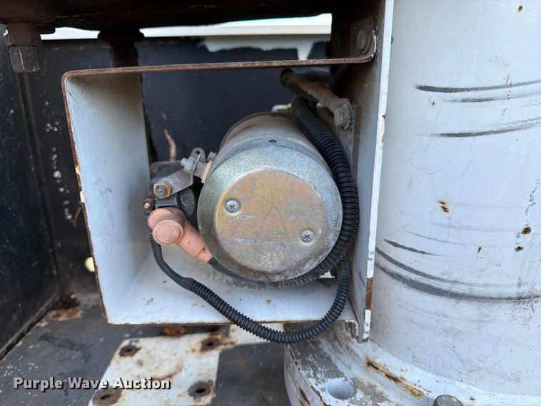 image for item EX4040 2011 Dodge Ram 5500 bucket truck