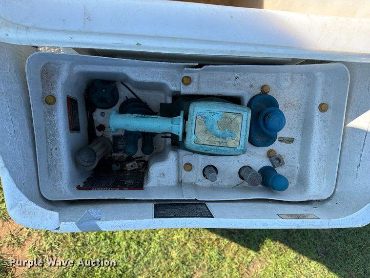 image for item EX4040 2011 Dodge Ram 5500 bucket truck