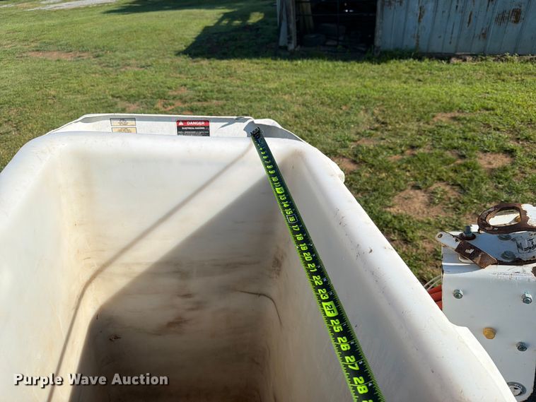 image for item EX4040 2011 Dodge Ram 5500 bucket truck