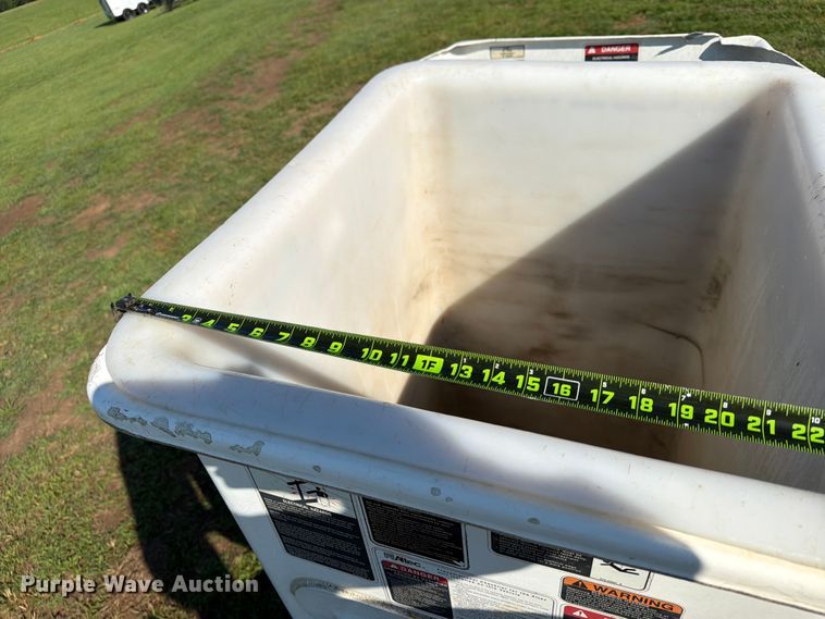 image for item EX4040 2011 Dodge Ram 5500 bucket truck