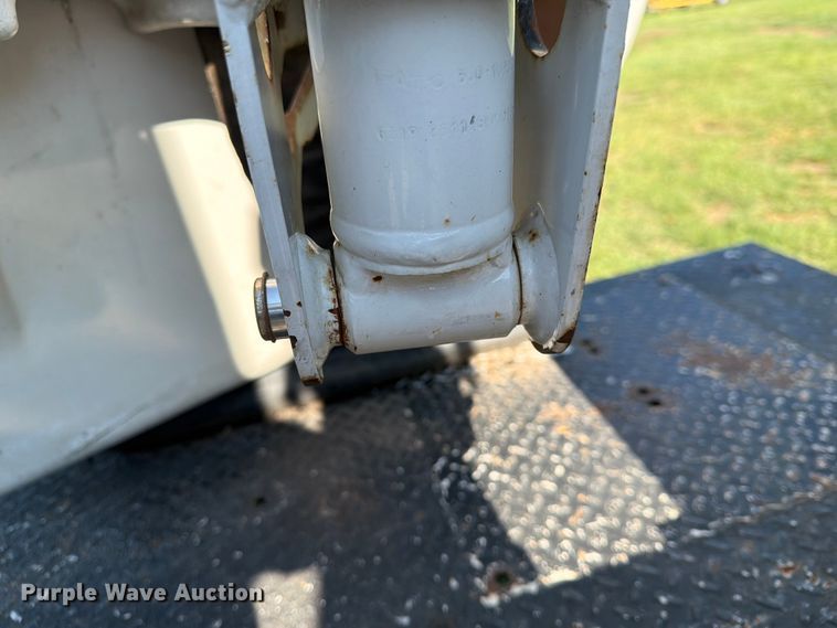 image for item EX4040 2011 Dodge Ram 5500 bucket truck