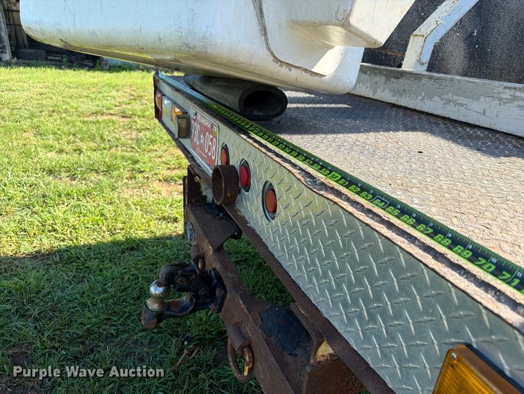 image for item EX4040 2011 Dodge Ram 5500 bucket truck