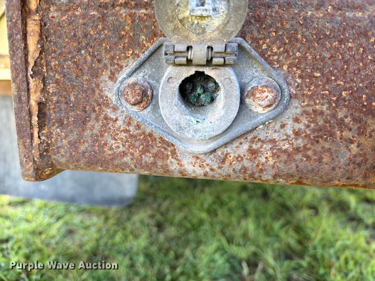image for item EX4040 2011 Dodge Ram 5500 bucket truck