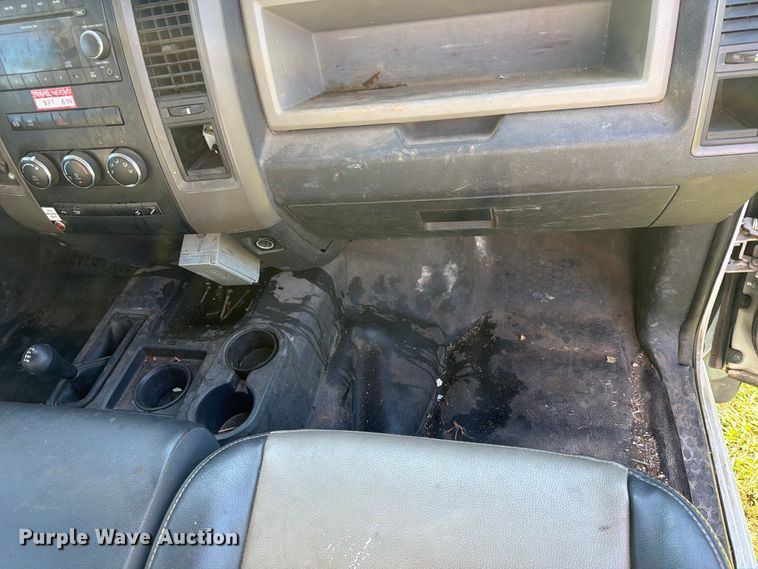 image for item EX4040 2011 Dodge Ram 5500 bucket truck