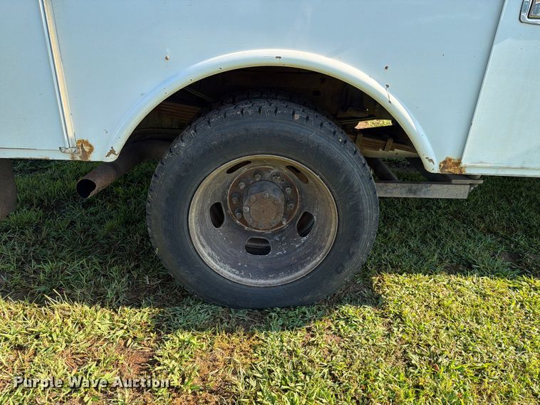 image for item EX4040 2011 Dodge Ram 5500 bucket truck