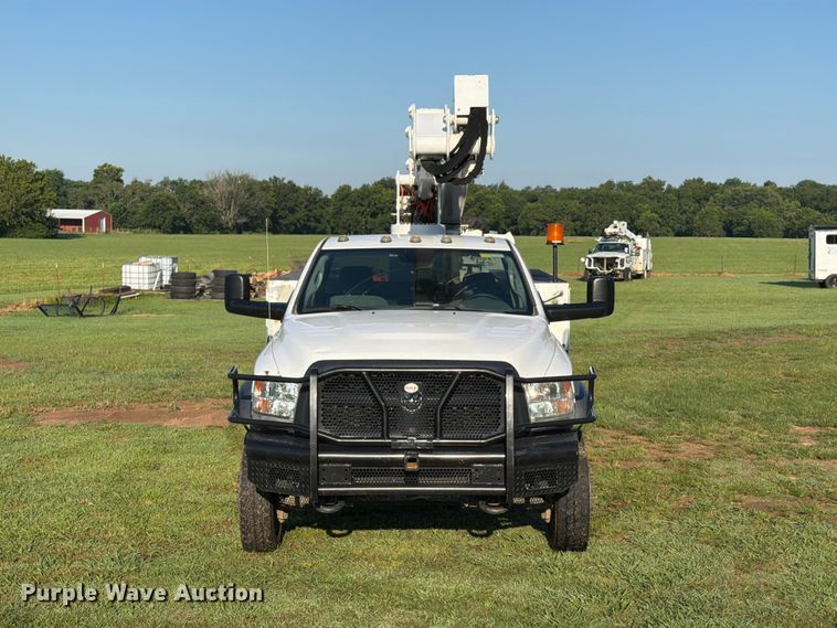 image for item EX4041 2016 RAM 5500 bucket truck