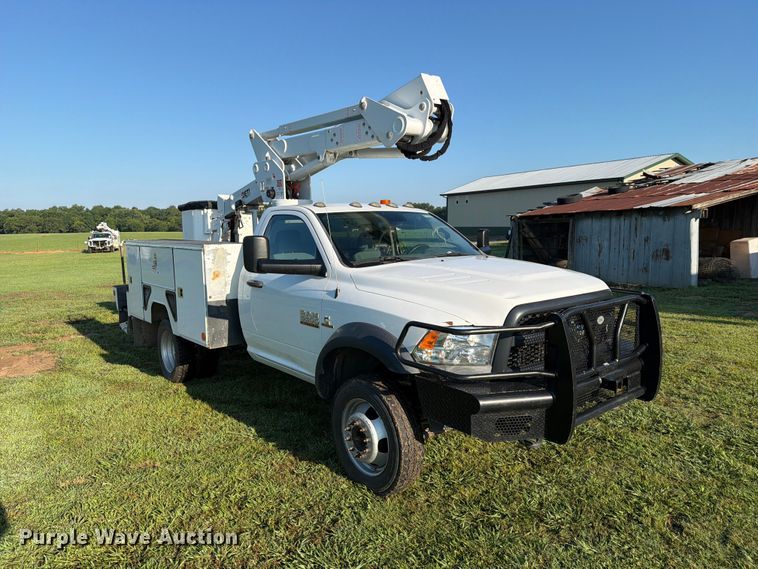 image for item EX4041 2016 RAM 5500 bucket truck