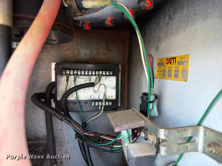 image for item EX4041 2016 RAM 5500 bucket truck