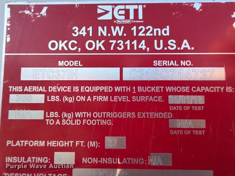 image for item EX4041 2016 RAM 5500 bucket truck
