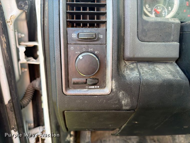 image for item EX4041 2016 RAM 5500 bucket truck