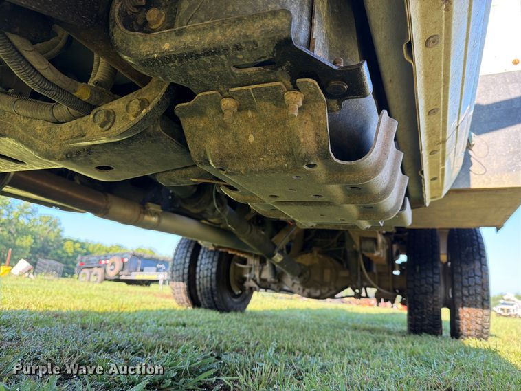 image for item EX4041 2016 RAM 5500 bucket truck