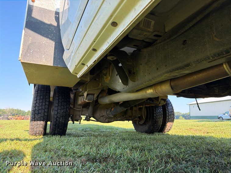 image for item EX4041 2016 RAM 5500 bucket truck