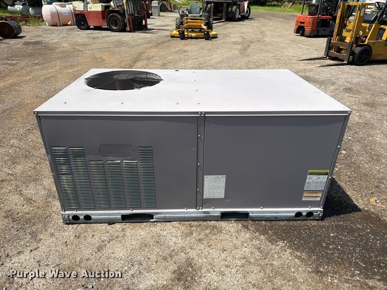 image for item EX4051 Carrier 50TFQ004--D601GA heat pump