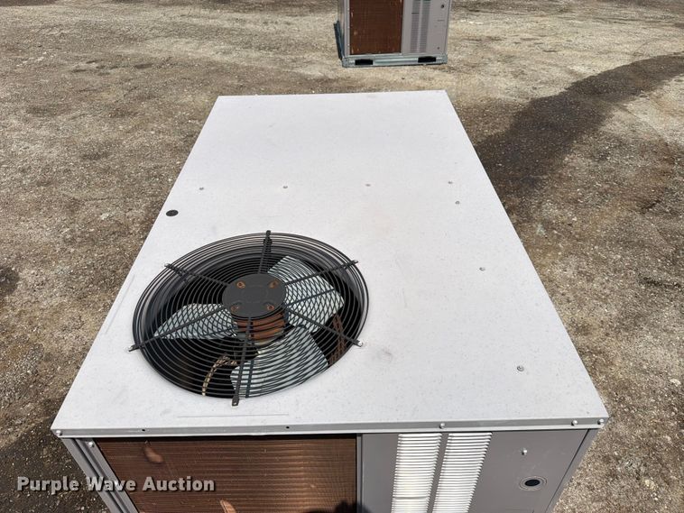 image for item EX4051 Carrier 50TFQ004--D601GA heat pump