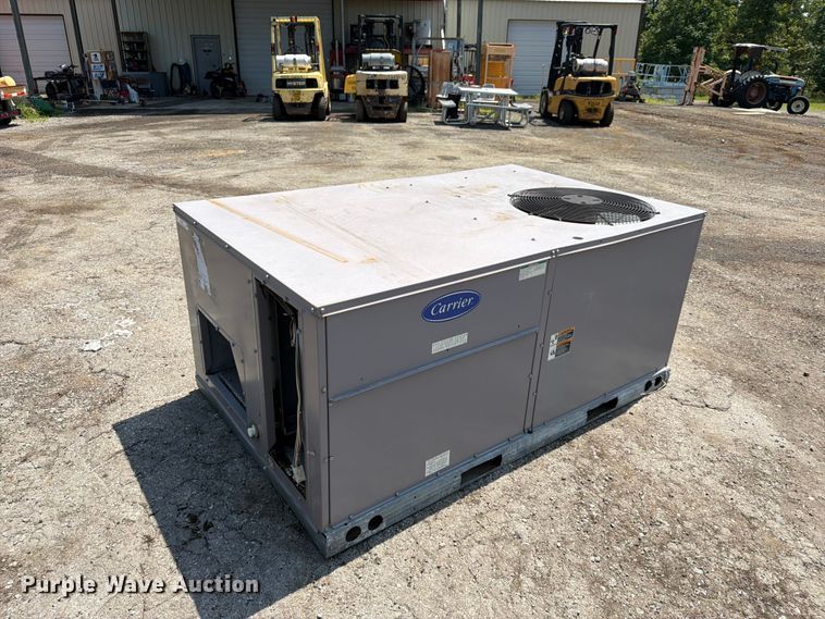 Carrier 50TFQ004--D681G heat pump