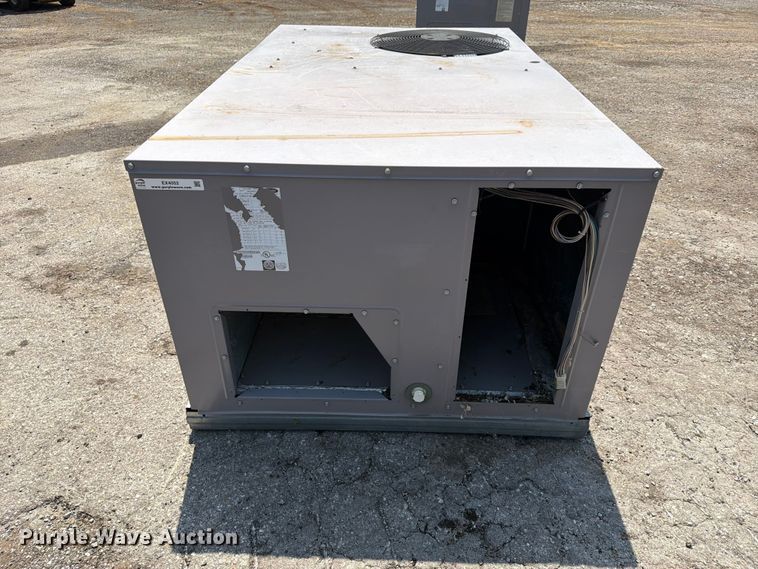 image for item EX4052 Carrier 50TFQ004--D681G heat pump
