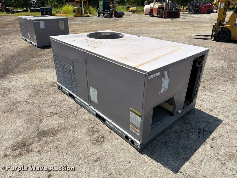 image for item EX4052 Carrier 50TFQ004--D681G heat pump